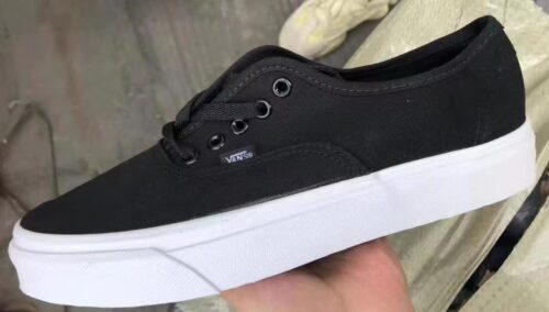 Skate Canvas Sneakers - Image 2